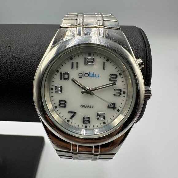 3/$30 Globlu Watch Men Silver White Dial Easy To Read Numbers Stretch Band 8" - Picture 1 of 12